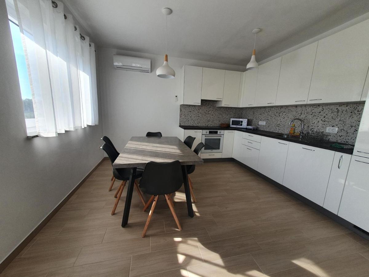 Beachside Place Sukosan Exterior photo